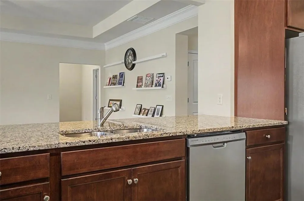 43 Stateley Oaks Drive SE Cartersville, GA 30120