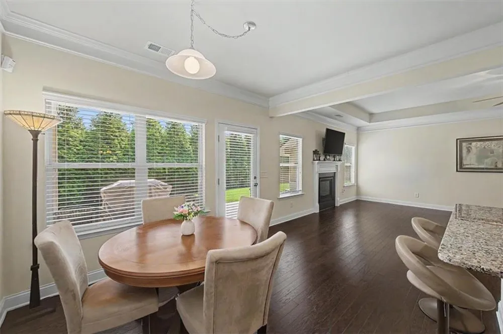 43 Stateley Oaks Drive SE Cartersville, GA 30120