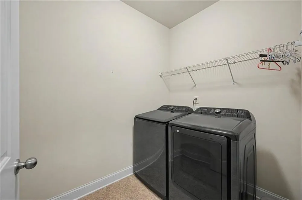 43 Stateley Oaks Drive SE Cartersville, GA 30120
