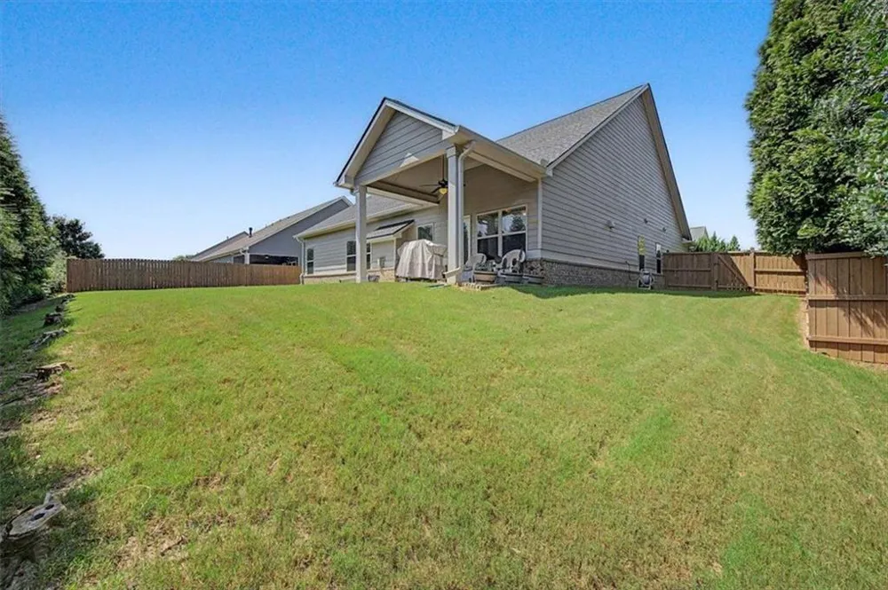43 Stateley Oaks Drive SE Cartersville, GA 30120