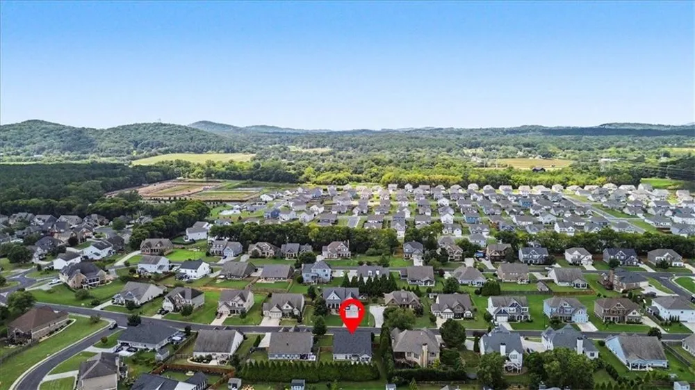 43 Stateley Oaks Drive SE Cartersville, GA 30120