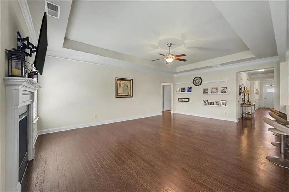 43 Stateley Oaks Drive SE Cartersville, GA 30120