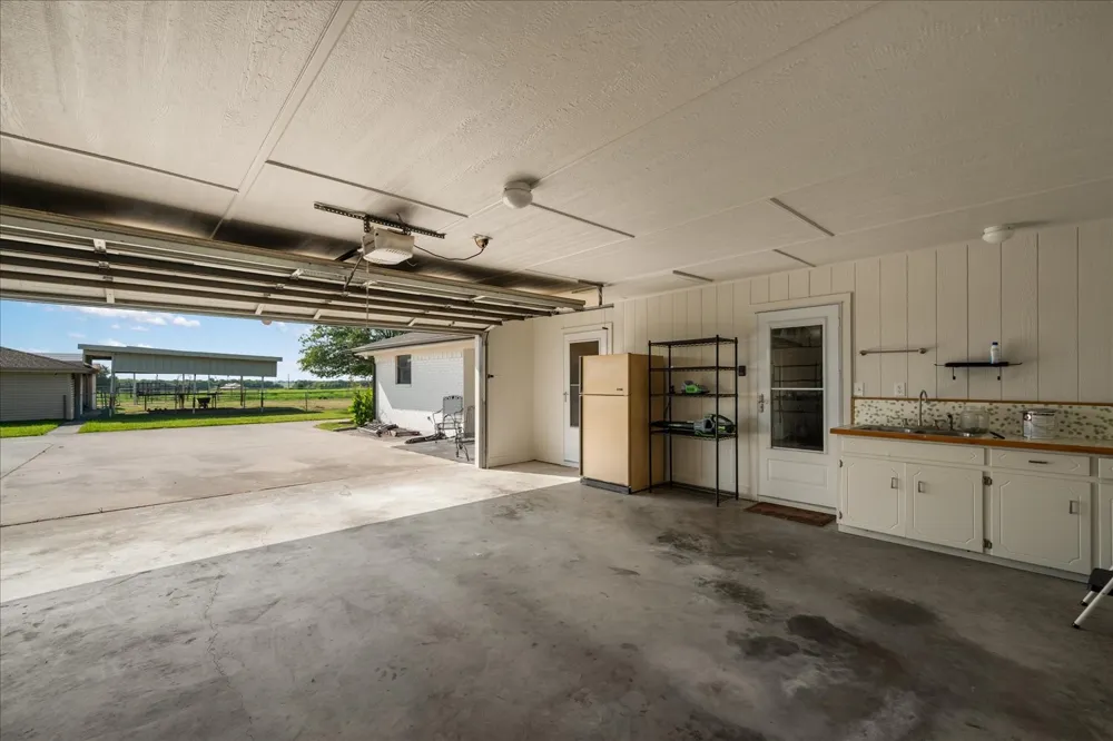 368 Fm  1566 E Greenville, TX 75401