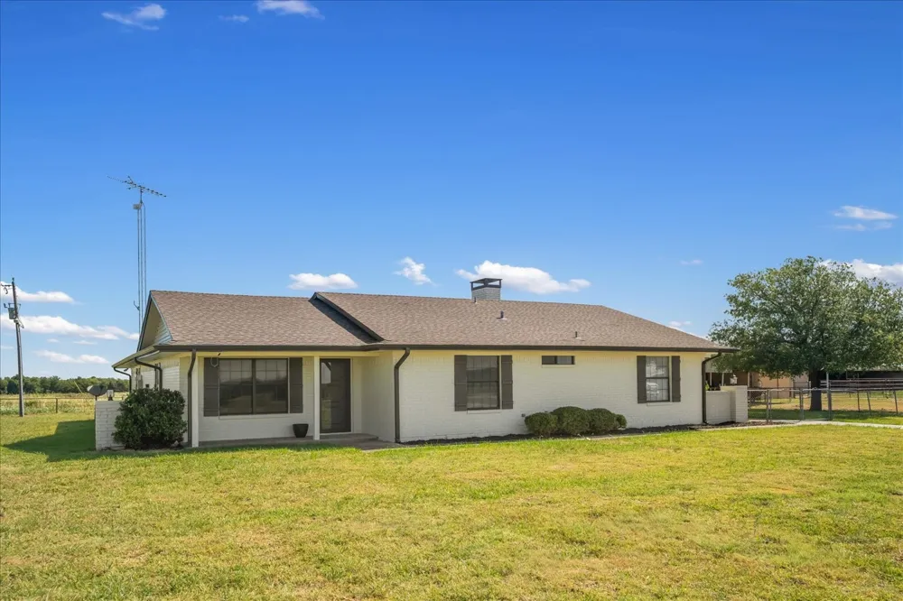 368 Fm  1566 E Greenville, TX 75401