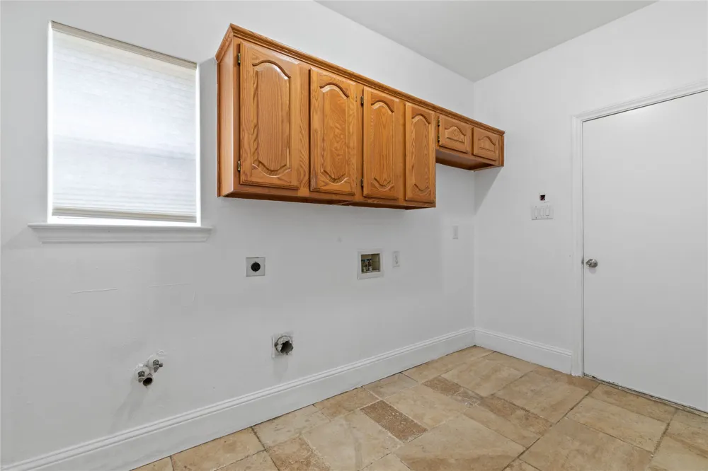 3607 Flagstone Drive Carrollton, TX 75007