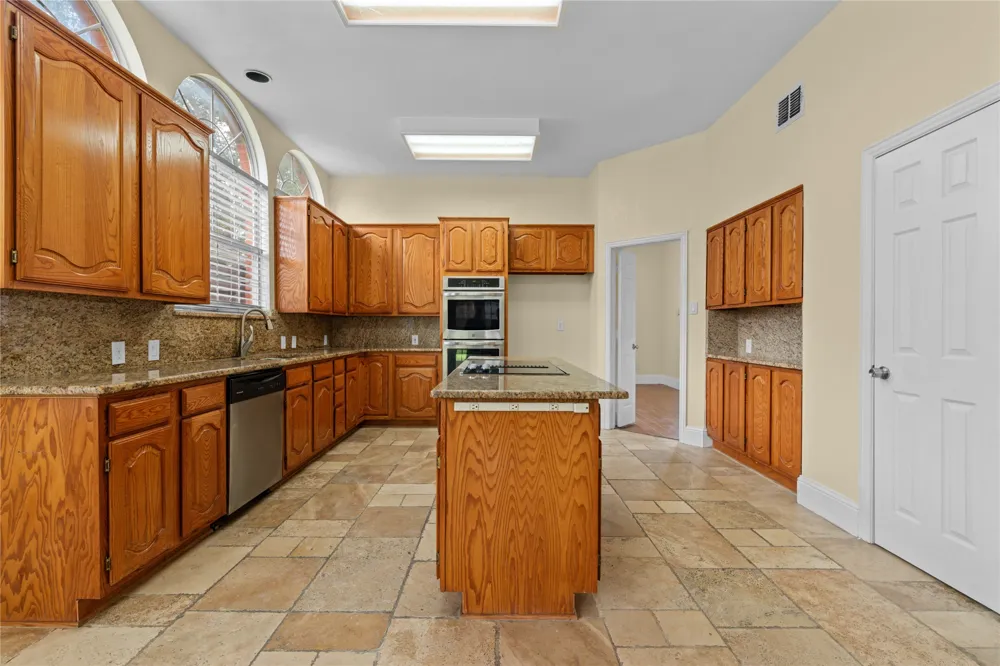 3607 Flagstone Drive Carrollton, TX 75007