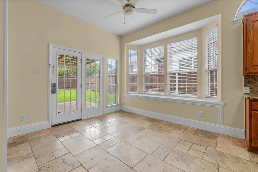 3607 Flagstone Drive Carrollton, TX 75007