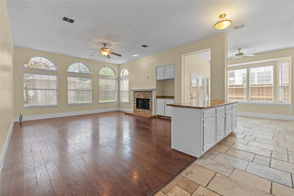 3607 Flagstone Drive Carrollton, TX 75007