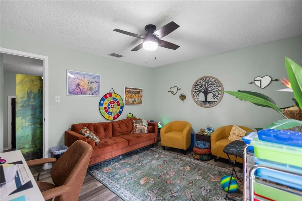 501 Main Street Lindale, TX 75771