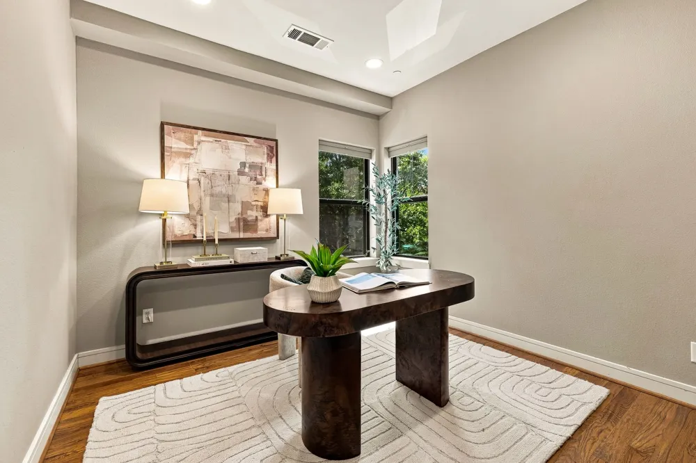 2127 Clark Street #APT 106 Dallas, TX 75204