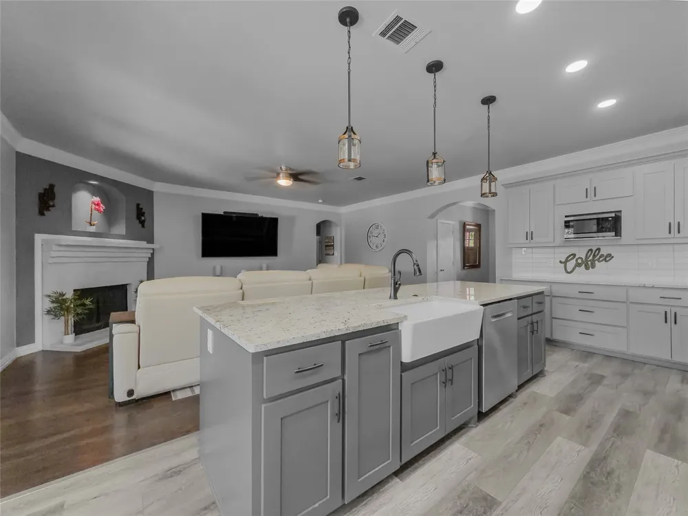 8409 Victory Street Rowlett, TX 75089