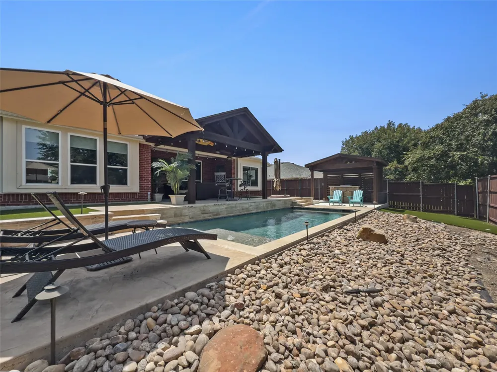8409 Victory Street Rowlett, TX 75089