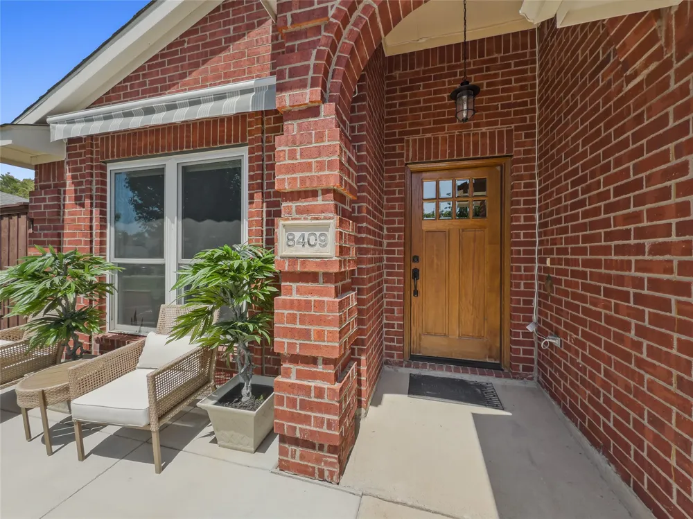 8409 Victory Street Rowlett, TX 75089