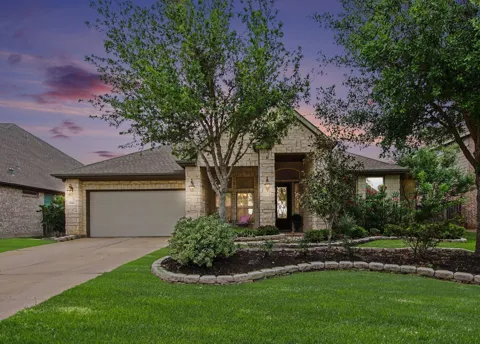 6710 Cottonwood Crest Lane