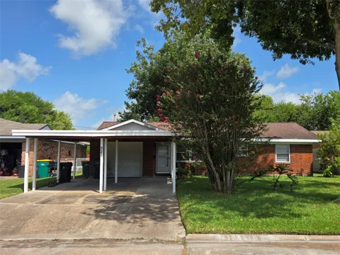322 Elaine Street