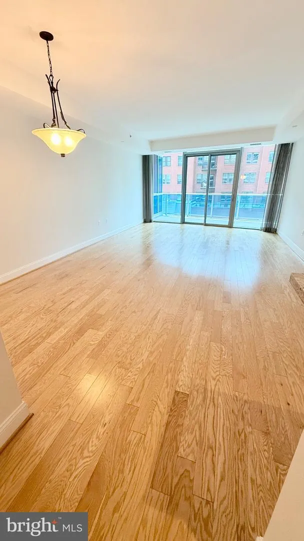 1881 NASH STREET #408 Arlington, VA 22209