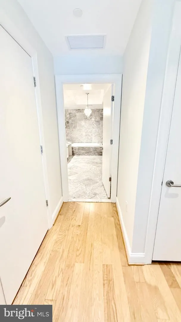 1881 NASH STREET #408 Arlington, VA 22209