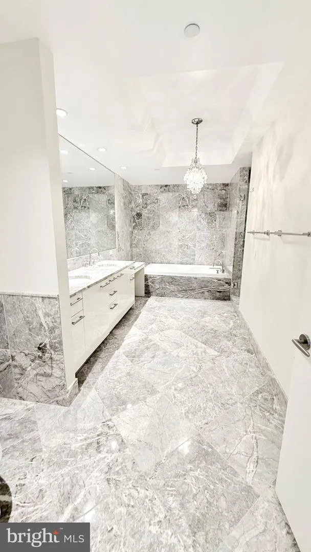 1881 NASH STREET #408 Arlington, VA 22209