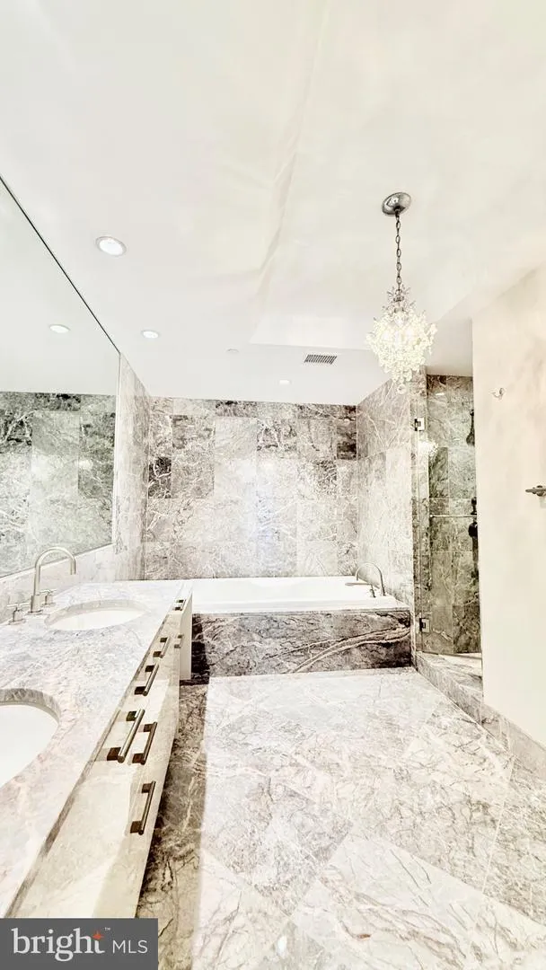 1881 NASH STREET #408 Arlington, VA 22209