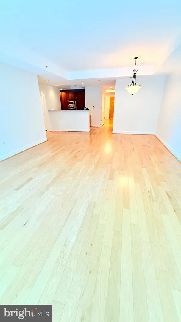 1881 NASH STREET #408 Arlington, VA 22209