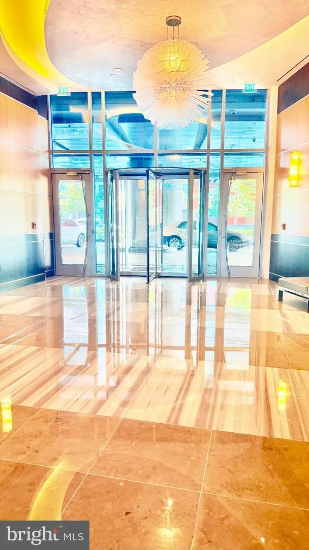 1881 NASH STREET #408 Arlington, VA 22209