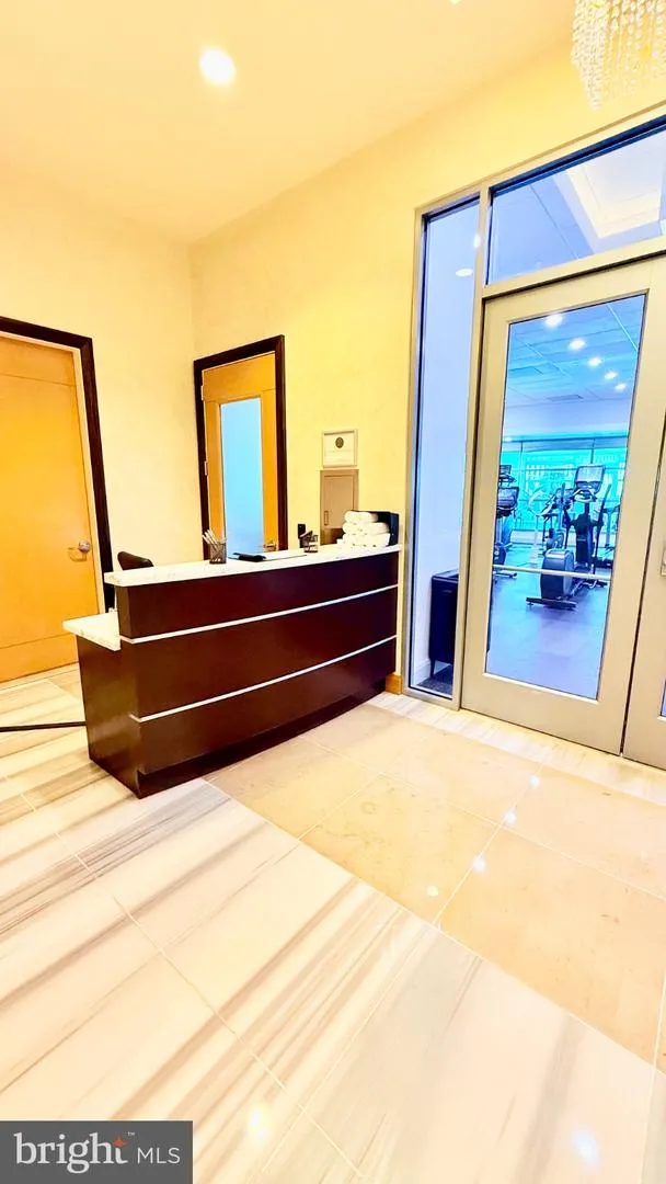 1881 NASH STREET #408 Arlington, VA 22209