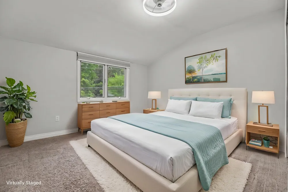 558 W Clarkston Lake Orion, MI 48362