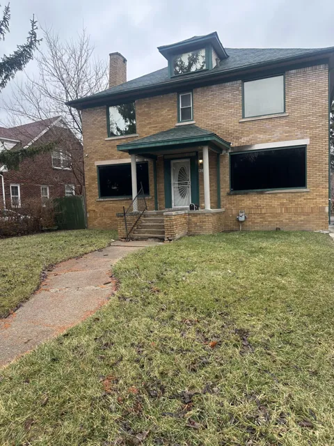 1926 Oakman Boulevard