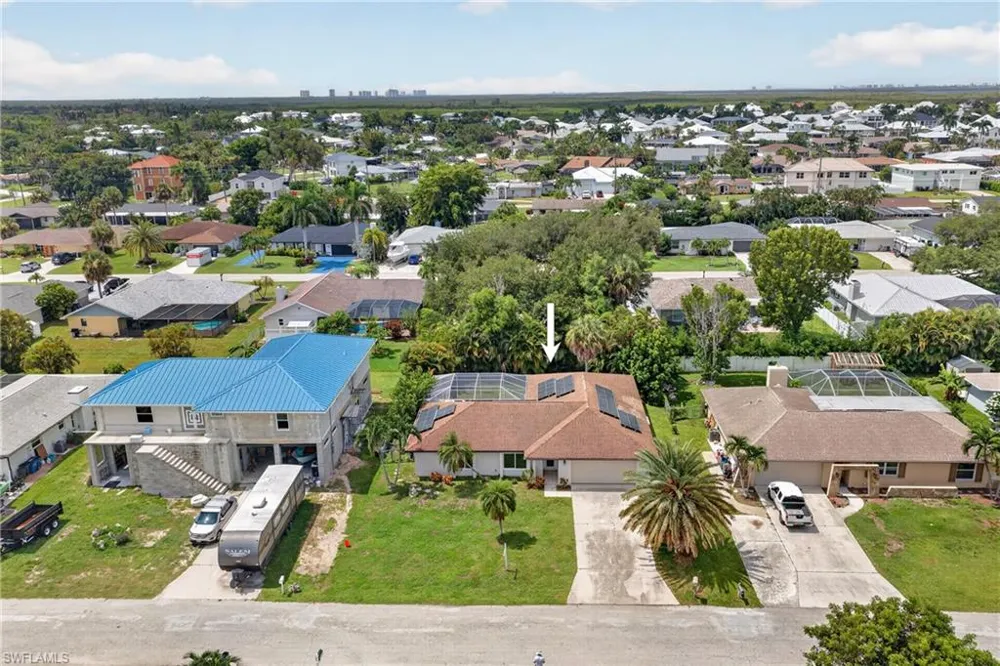 6049 Perthshire Lane Fort Myers, FL 33908