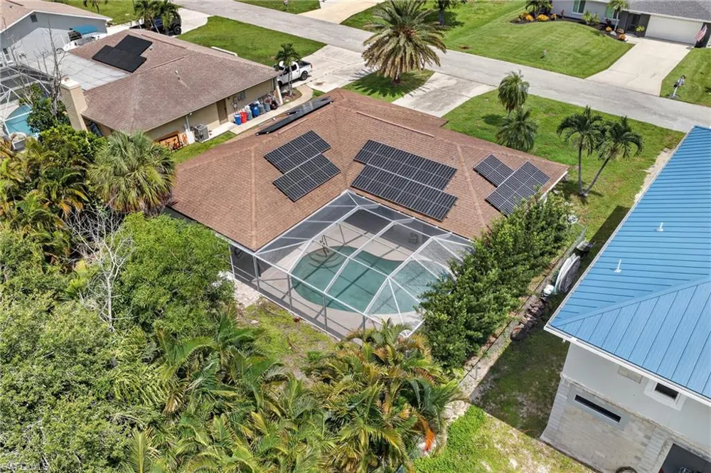 6049 Perthshire Lane Fort Myers, FL 33908