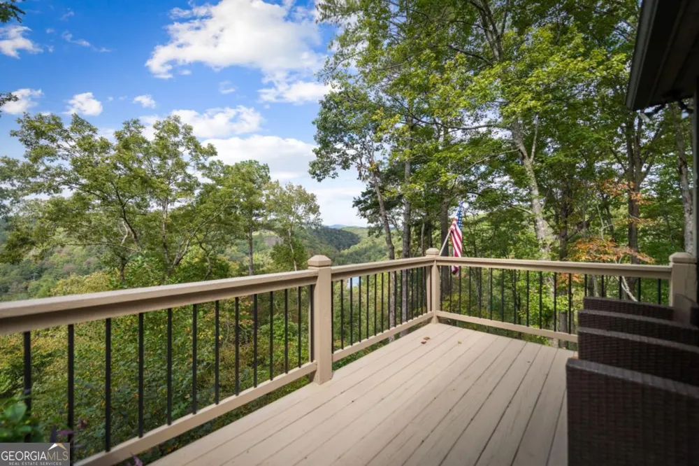 250 Noah CIR Ellijay, GA 30540