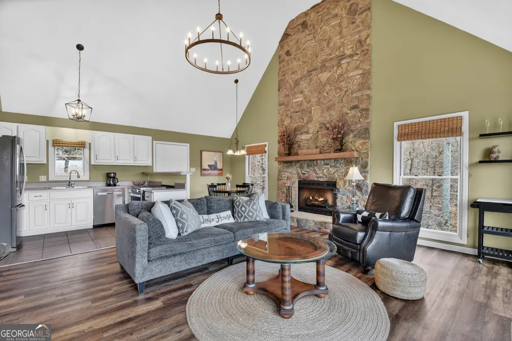 250 Noah CIR Ellijay, GA 30540