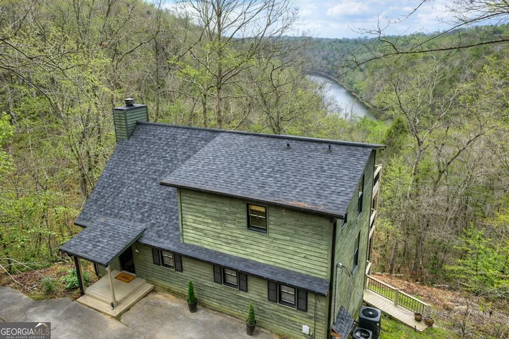 250 Noah CIR Ellijay, GA 30540