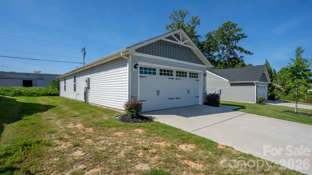 483 Grandiflora Avenue Lancaster, SC 29720