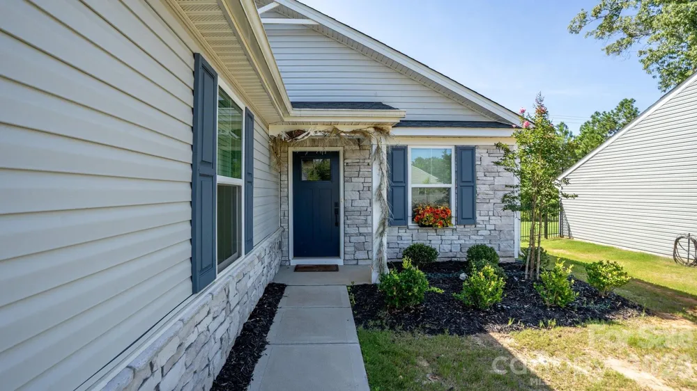 483 Grandiflora Avenue Lancaster, SC 29720