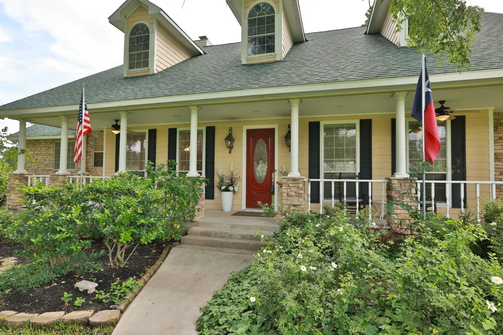 34310 High Point Drive Magnolia, TX 77355