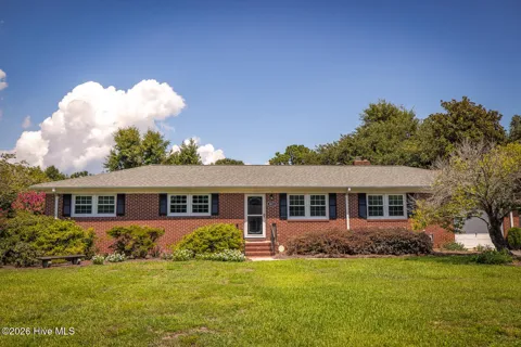 3851 Sylvan Drive