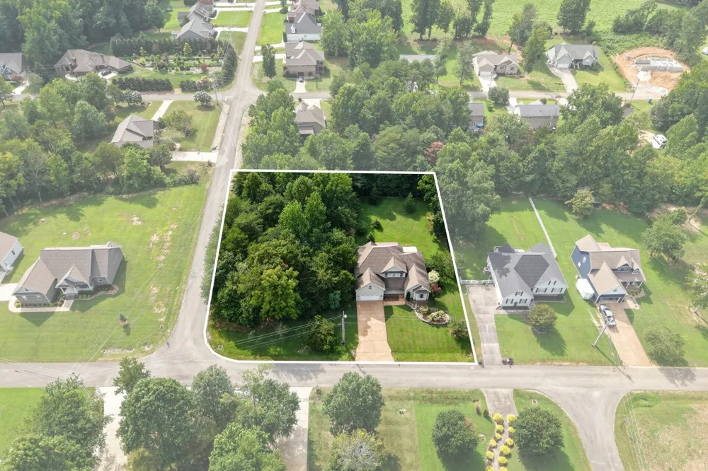 4942 Curtis Dr Cookeville, TN 38506