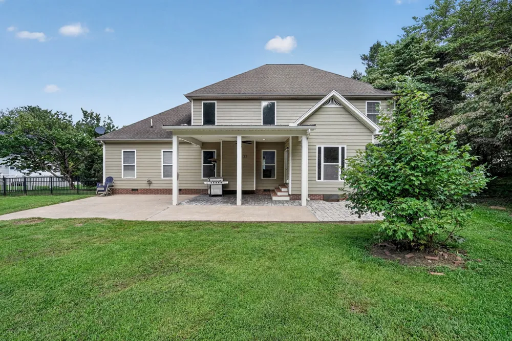 4942 Curtis Dr Cookeville, TN 38506