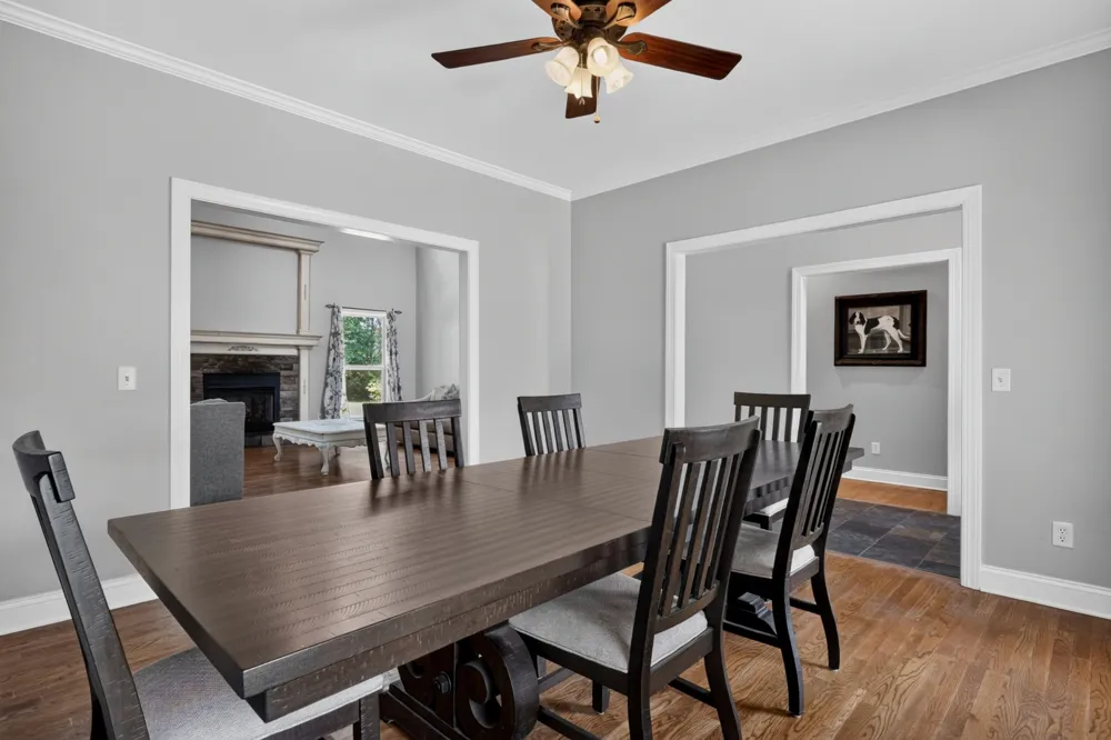 4942 Curtis Dr Cookeville, TN 38506