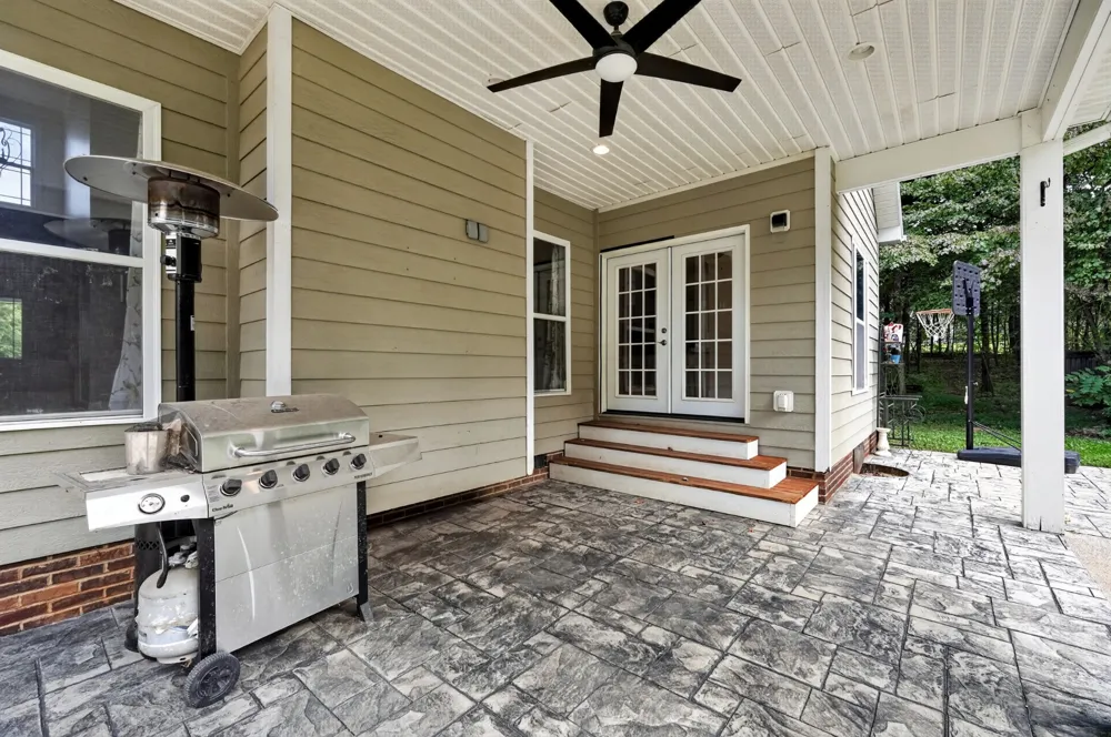 4942 Curtis Dr Cookeville, TN 38506