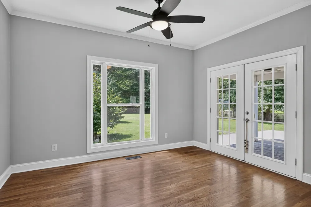 4942 Curtis Dr Cookeville, TN 38506