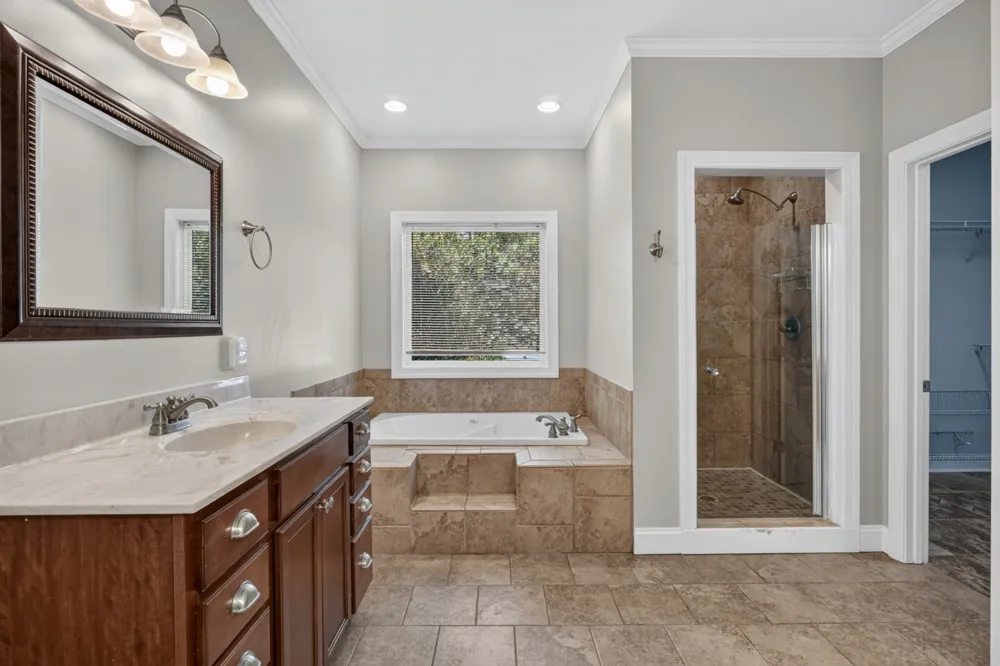 4942 Curtis Dr Cookeville, TN 38506