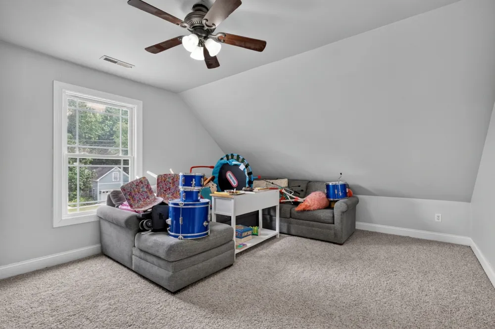 4942 Curtis Dr Cookeville, TN 38506