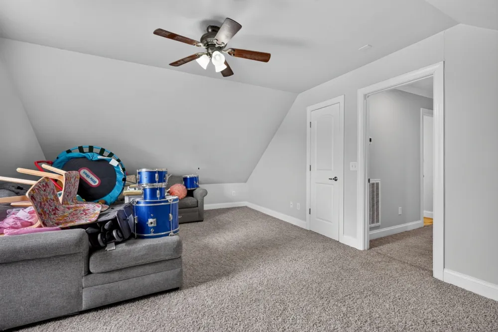 4942 Curtis Dr Cookeville, TN 38506
