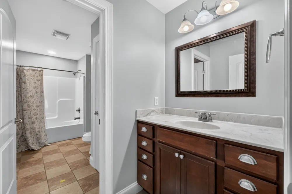 4942 Curtis Dr Cookeville, TN 38506