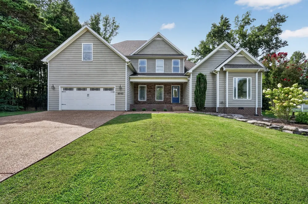 4942 Curtis Dr Cookeville, TN 38506