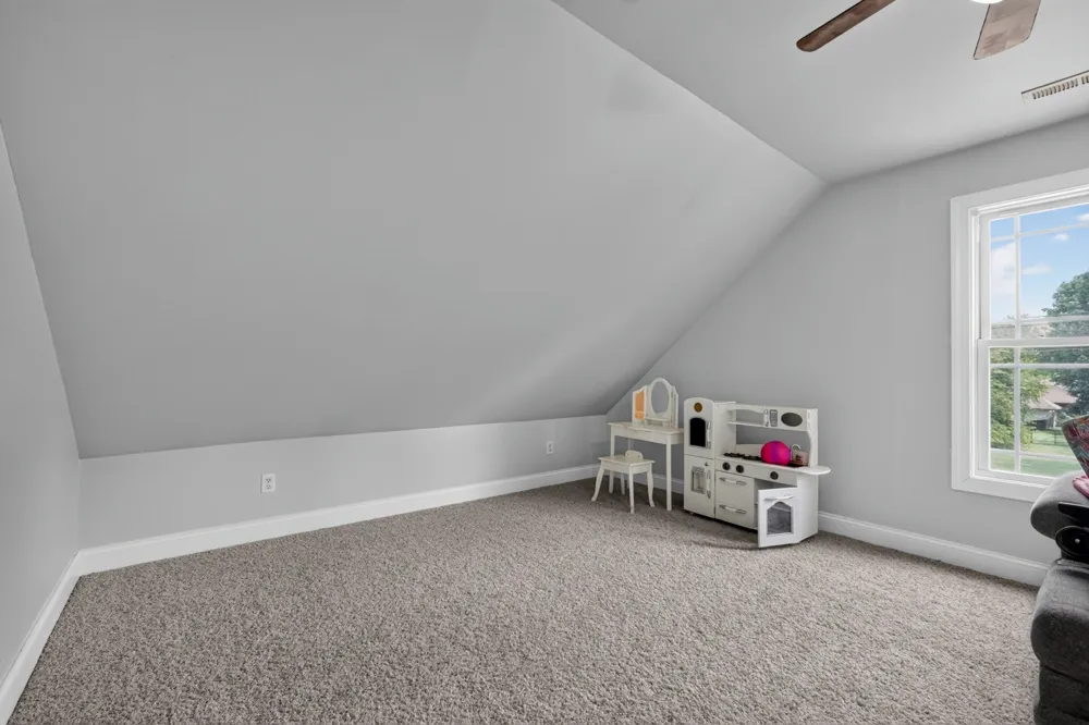 4942 Curtis Dr Cookeville, TN 38506