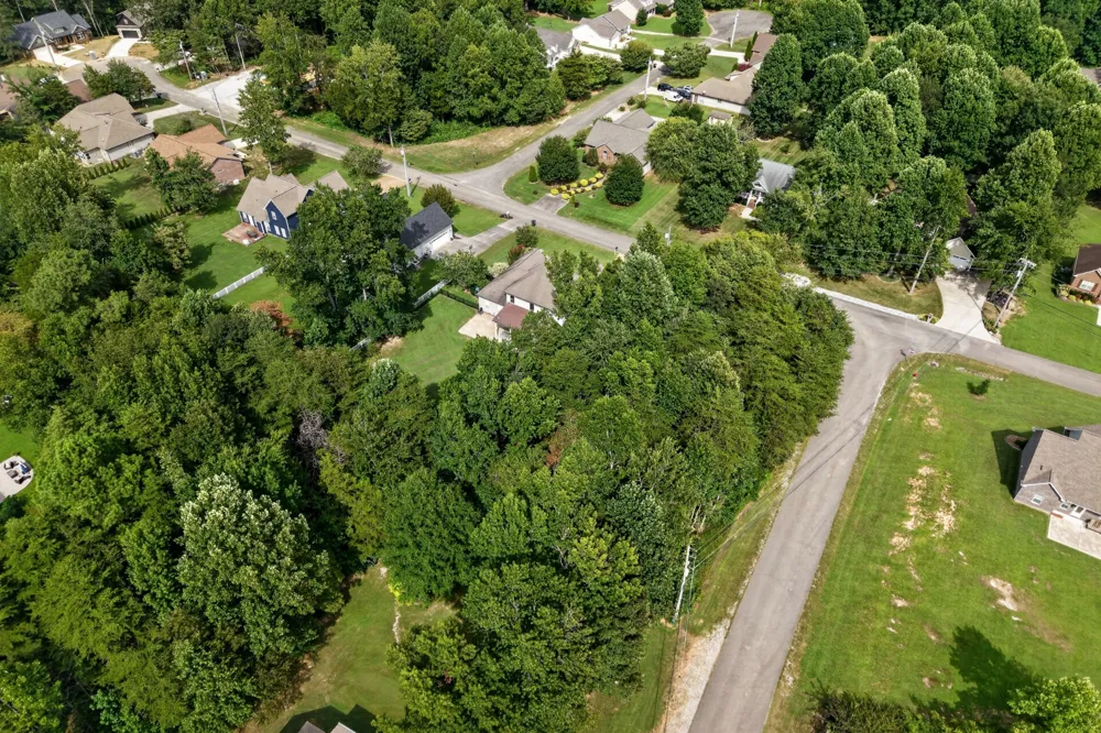 4942 Curtis Dr Cookeville, TN 38506