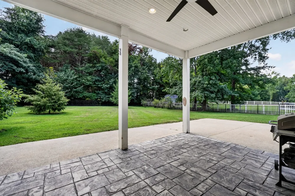 4942 Curtis Dr Cookeville, TN 38506